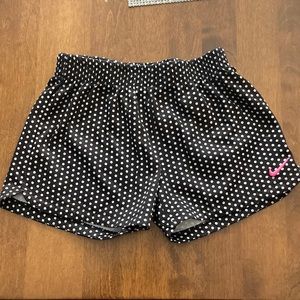 Girls size 6-7 Nike shorts